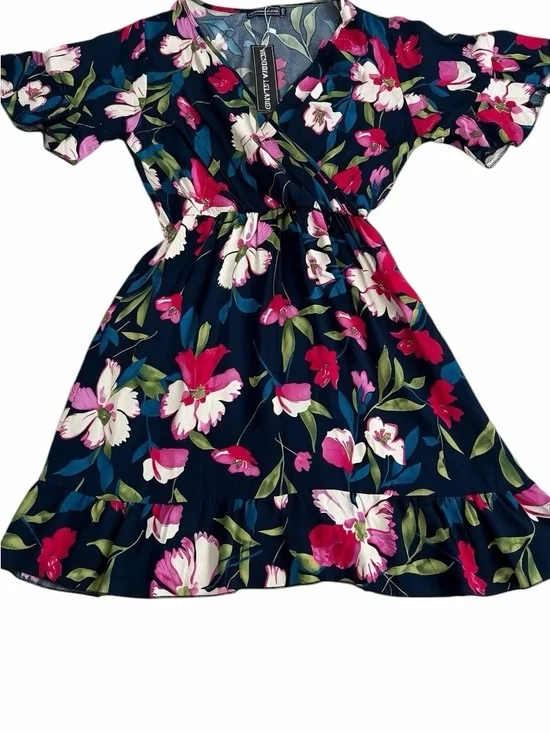 Victoria Leland Floral  Wrap Dress - Picture 2 of 8